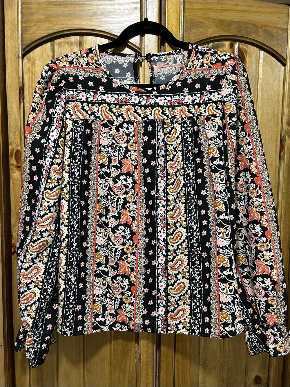 SHEIN Black Floral Paisley Button-Cuff Long Sleeve Blouse
